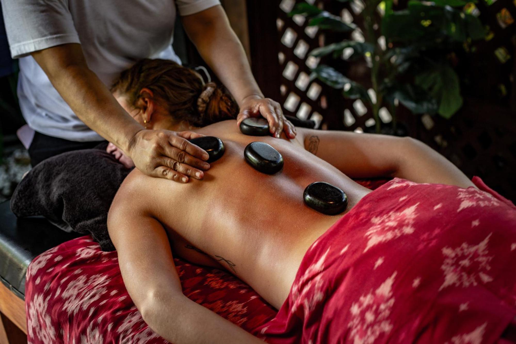 Uluwatu Yoga Resort エクステリア 写真